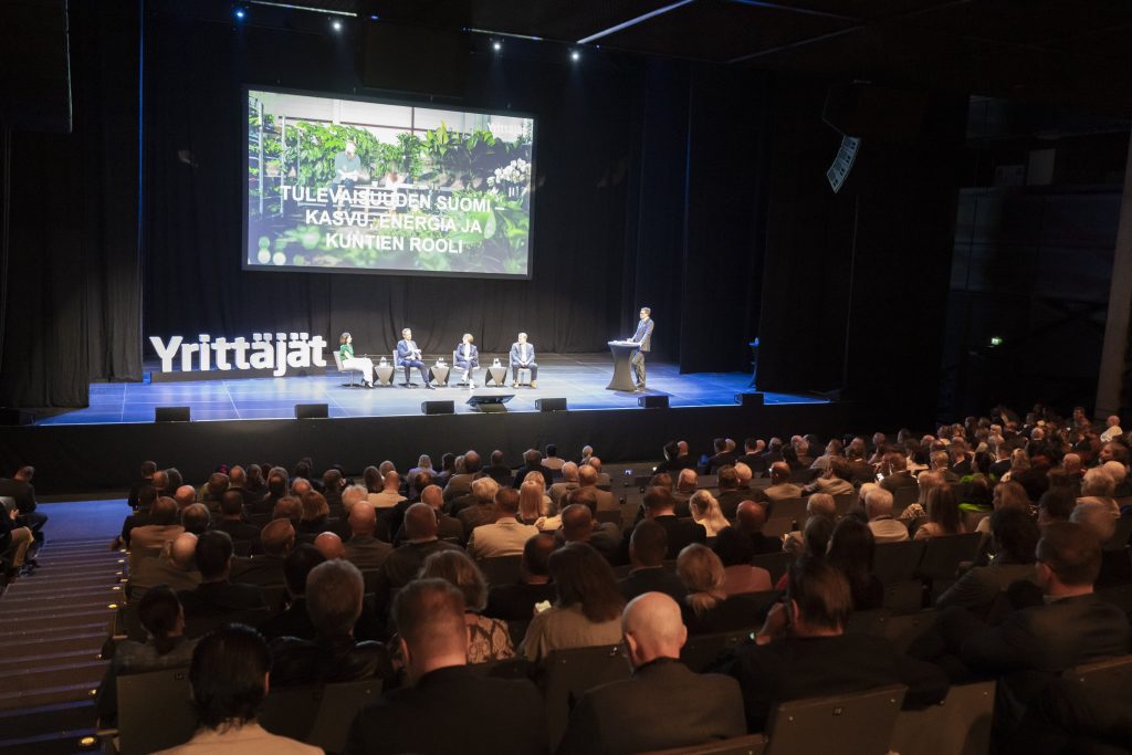 Kunnallisjohdon seminaari 2024 Logomossa